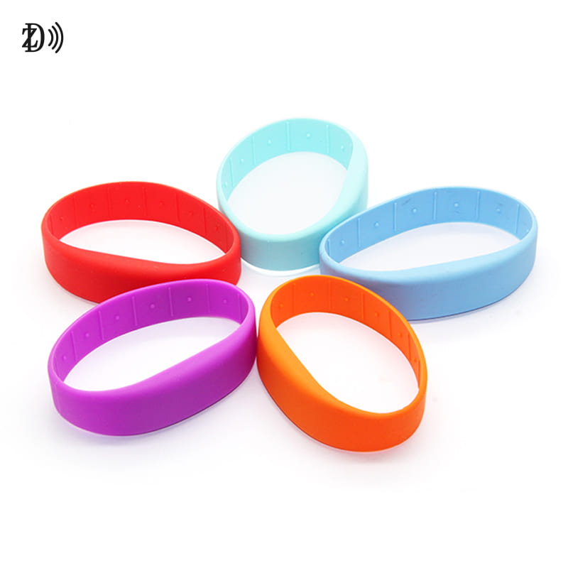 RFID Wristband for Events or Water Parks - HUAYUAN RFID Manufacturer